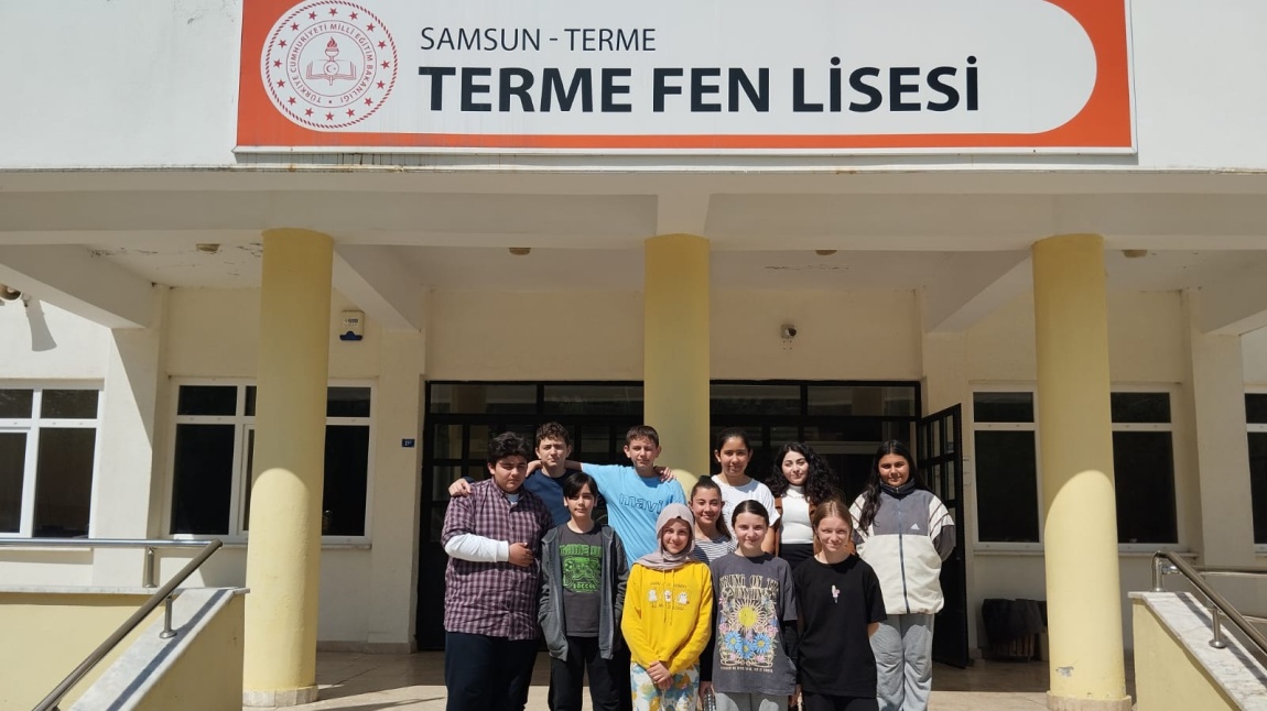 8.Sınıf öğrencilerimiz Terme Fen Lisesi'ni ziyaret etti.